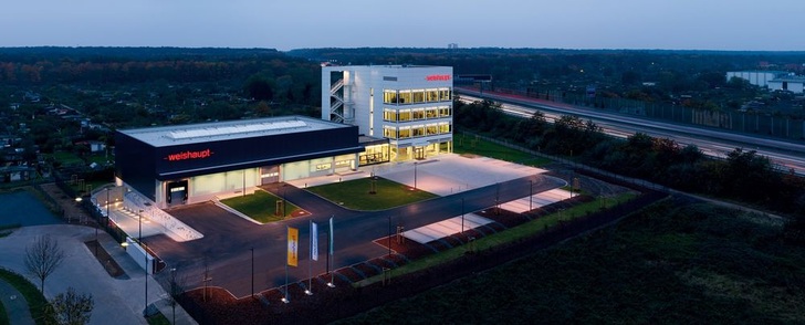 Die neue Weishaupt-Niederlassung Frankfurt direkt an der A5. - © Weishaupt
 Die neue Weishaupt-Niederlassung Frankfurt direkt an der A5. - Weishaupt