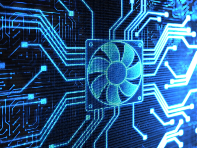 © iStock.com / alengo