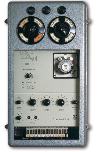 Universalregler um 1960. - © Kieback&Peter
 Universalregler um 1960. - Kieback&Peter