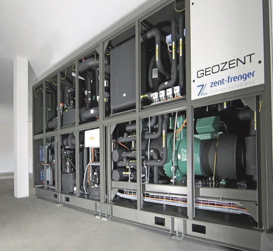 Eine Großwärmepumpen-Verbundanlage von Zent-Frenger mit integrierter Hydraulik sorgt im ICE-Instandhaltungswerk in Köln-Nippes für eine hocheffiziente Energiebereitstellung. - Zent-Frenger