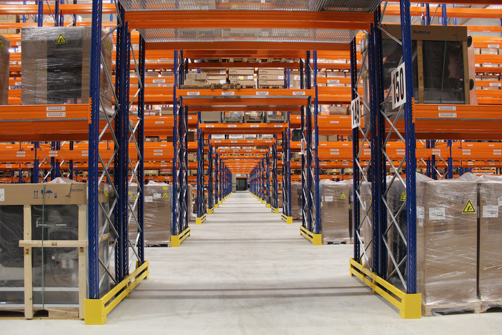 Durch das neue Zentral- und Regionallager wird Butzbach zum wichtigsten Logistikknotenpunkt für Buderus. - © Buderus
 Durch das neue Zentral- und Regionallager wird Butzbach zum wichtigsten Logistikknotenpunkt für Buderus. - Buderus