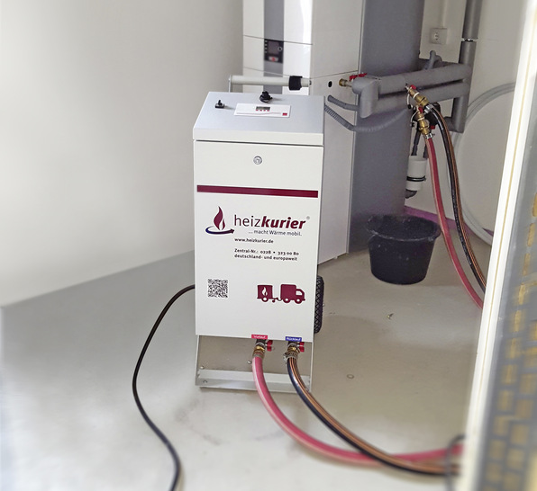 heizkurier: triMobil im Einsatz bei der Estrichtrocknung.