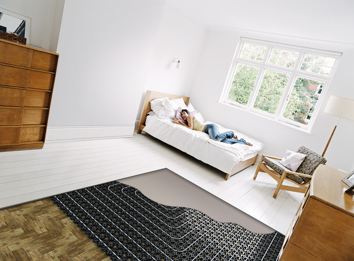 Mit aufeinander abgestimmten Systemen im Bereich der Flächenheizung und Estrichtechnik lassen sich auch besondere Anforderungen, beispielsweise ein niedriger Bodenaufbau bei Renovationsmaßnahmen, umsetzen.