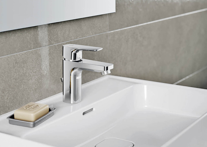 Ideal Standard: Ceraplan III Slim.