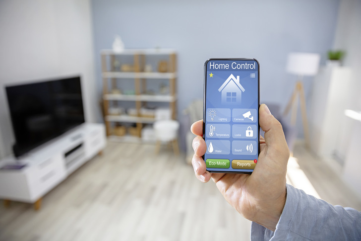 1 „Der Schutz vor Hacker-Angriffen und der Schutz der Privatsphäre müssen während der gesamten Lebensdauer intelligenter Smart-Home-Produkte gewährleistet sein.“