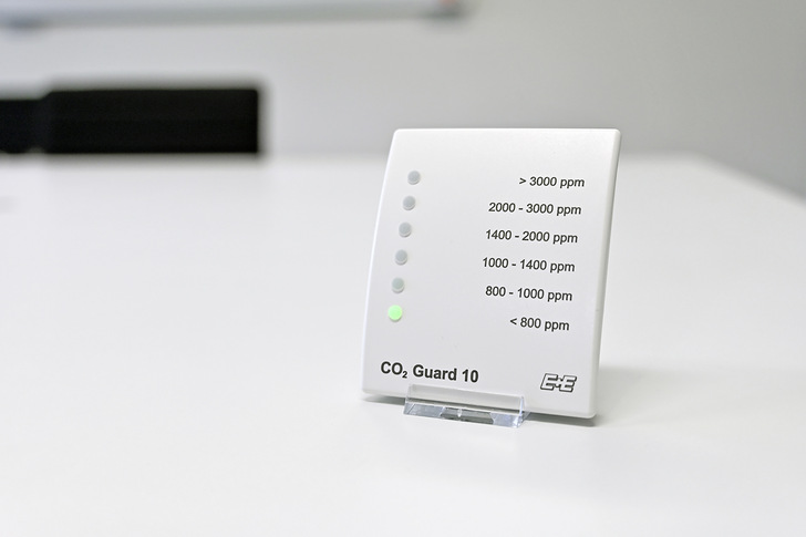 E+E Elektronik: CO 2  Guard 10.