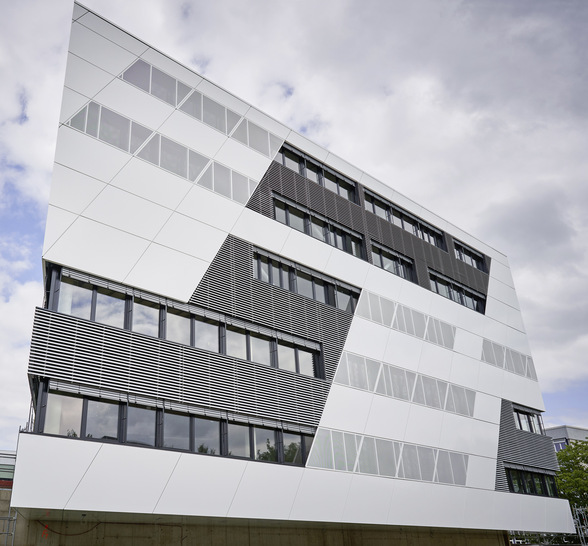 Bild 1: Ab dem Wintersemester 2021/22 soll im neuen „Kompetenzzentrum Mobilität“ der FH Aachen geforscht und studiert werden. - © Deutsche Rockwool
