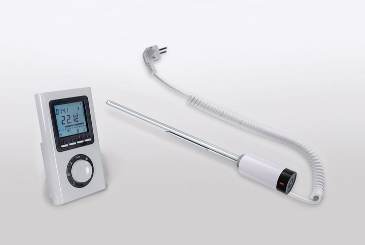 HSK: Heizstab 4 und Fernregler.