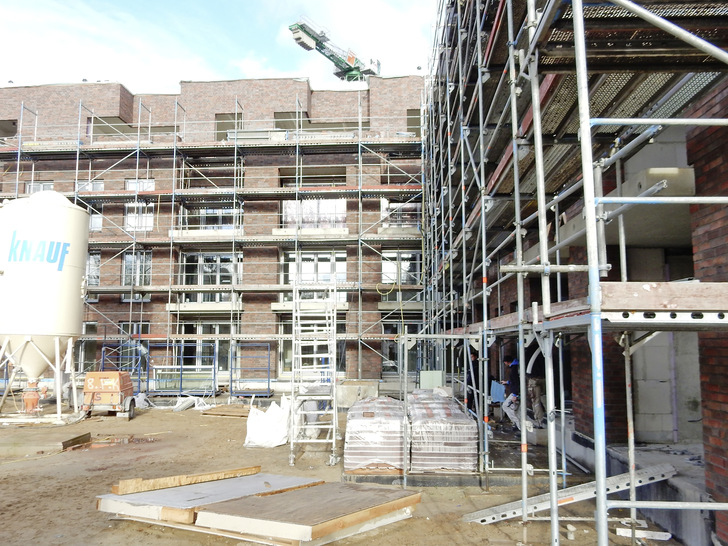 Bild 1 Die Innenstadt von Quickborn entwickelt sich positiv. Citynah entstehen auf dem Gelände der ehemaligen Schokoladenfabrik attraktive Mehrfamilienhäuser.