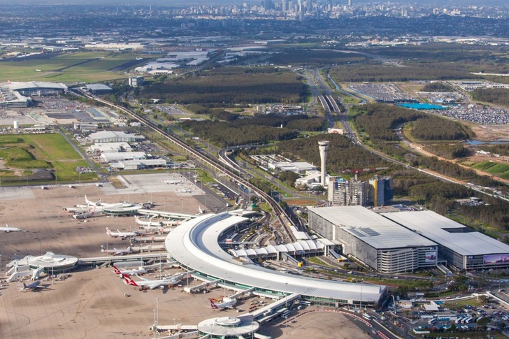 Flughafen von Brisbane: Die VAE-Gruppe hat in den letzten Jahren eine Reihe von Projekten, zum Beispiel in Flughäfen, mit den Gewerken Heizung, Lüftung, Klima, Brandschutz, Elektrik und Sicherheit durchgeführt. - © Viessmann / VAE
