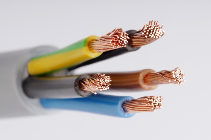 Volle Auftragsbücher und anziehender Nachfrage aber trotzdem Unheil: Lieferengpässe und Preissteigerungen belasten die Elektro-Handwerke.