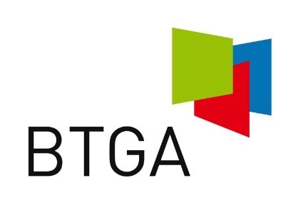 BTGA-Logo: Der BTGA wurde 1898 gegründet und ist damit eine der ältesten deutschen Wirtschafts-Organisationen. Er vereinigt als Dachverband industriell ausgerichtete, Anlagen erstellende Unternehmen der Gebäudetechnik mit eigenen Ingenieurkapazitäten.