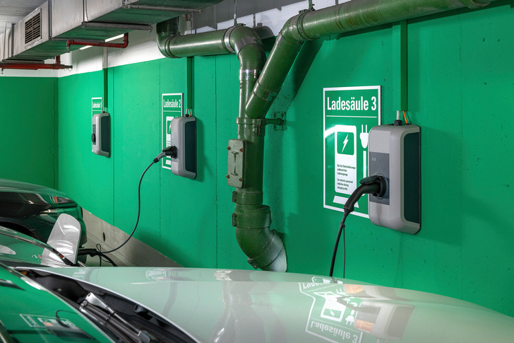 Bild 1 Die Versorgung mehrerer Ladepunkte über einen Endstromkreis ist unzulässig.