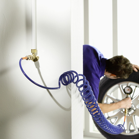 Tece: Druckluftinstallation mit Teceflex.