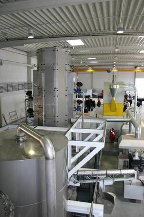 Pilotanlage von Clyvia Technology in Wegberg zur Herstellung von Heizöl bzw. Diesel aus mineralischen Abfall- und Kunststoffen. - © Clyvia
