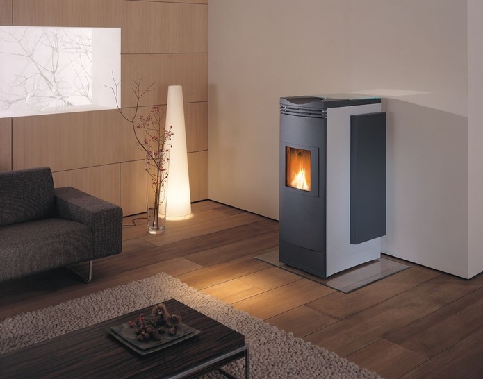 Windhager: Wohnzimmer-Heizzentrale „FireWIN“. - © Windhager
 Windhager: Wohnzimmer-Heizzentrale „FireWIN“.