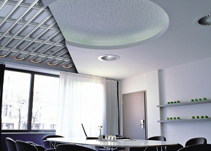 Rigips: Die graphitmodifizierte Gipskarton-Deckenplatte Climafit erhöht die Systemeffizienz von beplankten Heiz- und Kühldeckensystemen. - © Rigips
 Rigips: Die graphitmodifizierte Gipskarton-Deckenplatte Climafit erhöht die Systemeffizienz von beplankten Heiz- und Kühldeckensystemen.