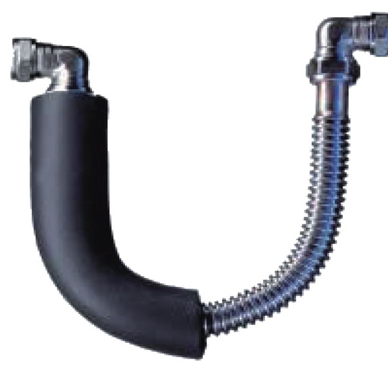 Witzenmann: Kompensatoren (links) und OmegaBögen zur flexiblen Verbindung von Kollektoren.