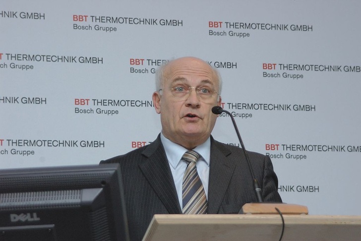 Joachim Berner: „Wir werden aus heutiger Sicht auch 2007 schneller wachsen als der Markt. Die Zielregionen des Wachstums liegen dabei in erster Linie außerhalb Europas.“ - © JV
 Joachim Berner: „Wir werden aus heutiger Sicht auch 2007 schneller wachsen als der Markt. Die Zielregionen des Wachstums liegen dabei in erster Linie außerhalb Europas.“