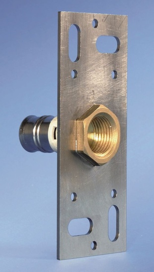 Fränkische: „alpex F50 Profi“ Wanddurchführung. - © Fränkische
 Fränkische: „alpex F50 Profi“ Wanddurchführung.