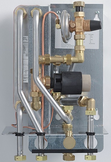 Alfa Laval: DurchflussWassererwärmer „AquaFlow-System“. 

Alfa Laval: Fernwärme-Kompaktstation Cetetherm Micro.