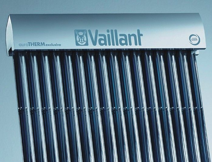 Vaillant lässt als Vorsichtsmaßnahme alle seine Solar-Röhrenkollektoren des Typs „auroTHERM exclusiv“ vorsorglich stilllegen. Warum bei zwei Anlagen die von Schott-Rohrglas gelieferten Röhren explodiert sind, wird noch ermittelt. - © Vaillant
