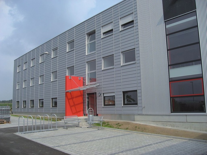 IVT hat seine Lagerfläche in Rohr erweitert.