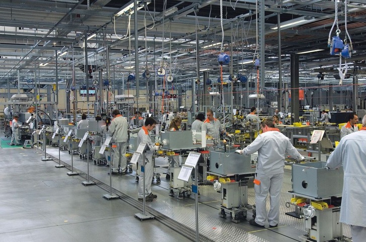 Viessmann: Fertigungslinie für Gas-Wandgeräte am Unternehmensstammsitz in Allendorf (Eder).