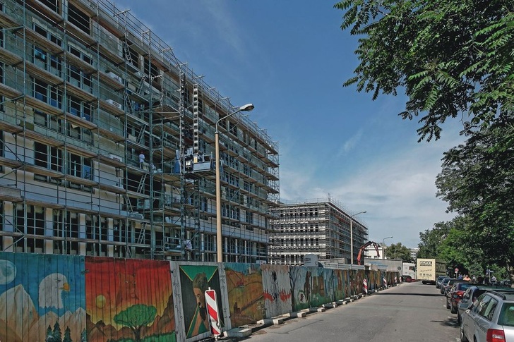 Der Neubau des Zentrums für konservative Medizin an der Universitätsklinik Leipzig soll bis Oktober 2008 fertiggestellt sein. - © Viega
