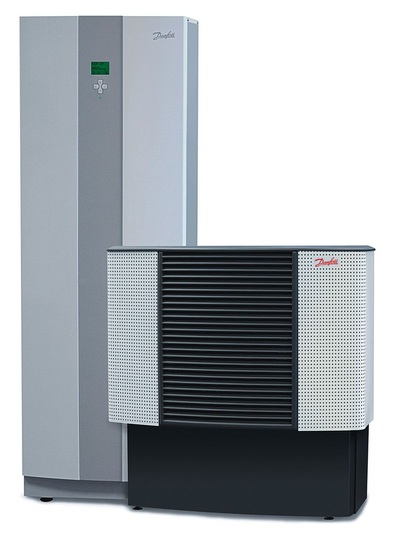 Danfoss: Luft-Wärmepumpe von 6 bis 12 kW mit ­integriertem Edelstahl­trinkwasserspeicher. - © Danfoss
