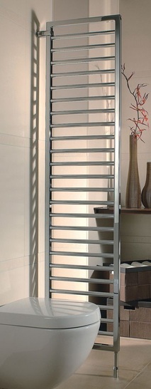 Villeroy & Boch by Zehnder: Subway mit markantem quadratischem Rahmen und filigranen Rundrohren.