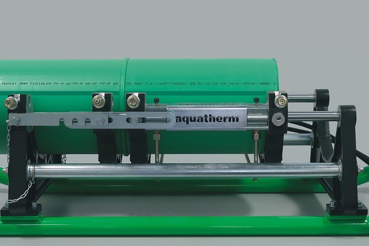 Aquatherm: Heizelementstumpfschweiß-Verfahren für große Rohrdimensionen. - © Aquatherm
