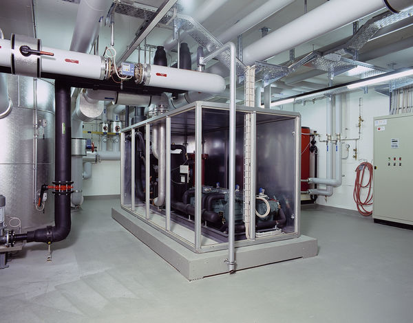 KWT Großwärmepumpen-Anlage mit 282 kW. - © Viessmann / KWT
