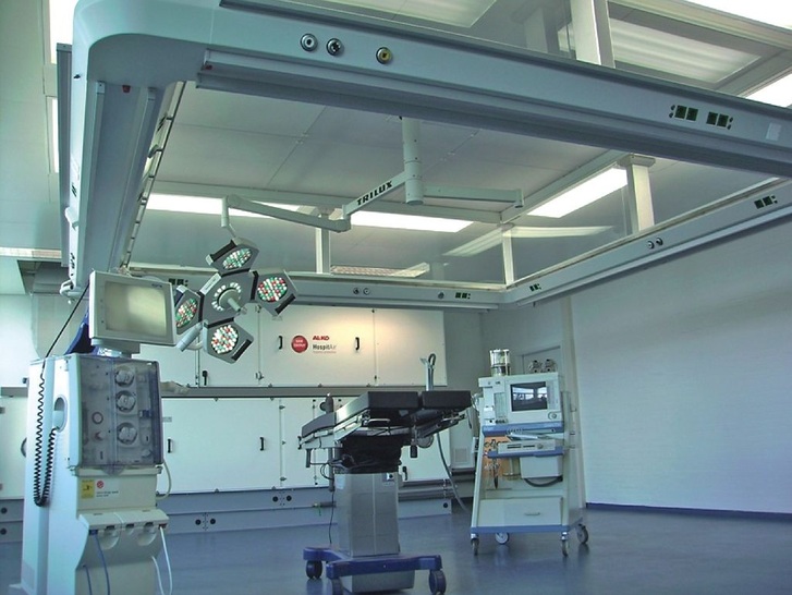 AL-KO hat für den Forschungs-OP der Hochschule Gießen das Klimazentralgerät sowie die OP-Zuluftdecke geliefert. - © AL-KO Lufttechnik
 AL-KO hat für den Forschungs-OP der Hochschule Gießen das Klimazentralgerät sowie die OP-Zuluftdecke geliefert.