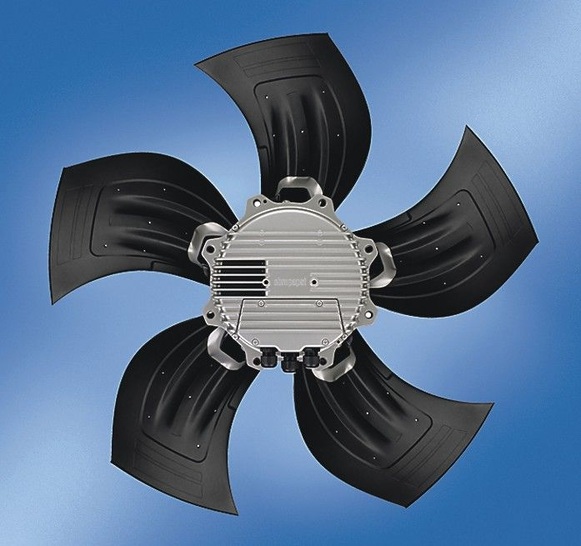 ebm-papst: Axialventilator aus der HyBlade-Baureihe. - © ebm-papst
 ebm-papst: Axialventilator aus der HyBlade-Baureihe.