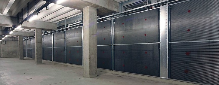 Die neue Wärmeübertragerwand in der Zuluftzentrale zur Grunderwärmung der Außenluft auf konstant 16°C.