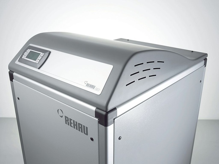 Rehau bietet jetzt auch Wärmepumpen an.