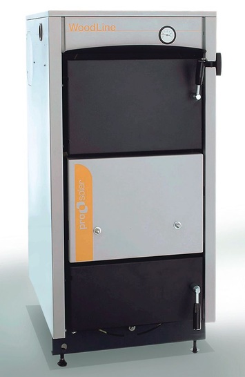 Pro Solar hat sein Sortiment um Stückholz-Vergaserheizkessel erweitert, die mit den Solarwärme-Komplettsystemen eine ausschließliche Wärmeversorgung mit Solar-thermie und Holz ermöglichen. - © Pro Solar:
 Pro Solar hat sein Sortiment um Stückholz-Vergaserheizkessel erweitert, die mit den Solarwärme-Komplettsystemen eine ausschließliche Wärmeversorgung mit Solar-thermie und Holz ermöglichen.