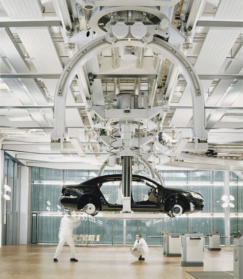 Best-Referenz Gläserne Manufaktur von VW in Dresden. Hohe Behaglichkeit und größte Effizienz werden erzielt, wenn die Auslegung entsprechend der Wärmebedarfszonen erfolgt. - © Best

