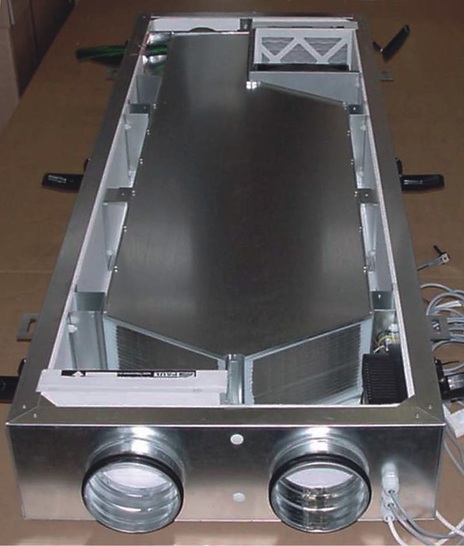 Paul Wärmerückgewinnung: Deckengerät „climos“ (offen). - © Paul Wärmerückgewinnung
 Paul Wärmerückgewinnung: Deckengerät „climos“ (offen).