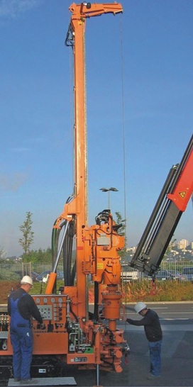 Roth Werke: Erdwärme-Nord ist Kooperations­partner für den bundesweiten Bohrservice zur Installation von Roth-Wärmepumpen.