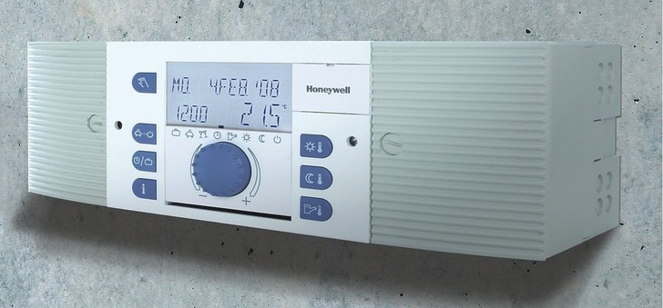 Honeywell: Auch komplexe Heizsysteme mit Kesselfolge können mit den Smile-Reglern realisiert werden. - © Honeywell
 Honeywell: Auch komplexe Heizsysteme mit Kesselfolge können mit den Smile-Reglern realisiert werden.