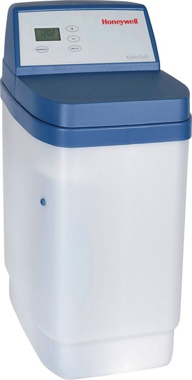 Honeywell: Wasserenthärter KaltecSoft mit Proportionalbesalzung für Häuser mit bis zu drei bzw. bis zu acht Wohneinheiten.