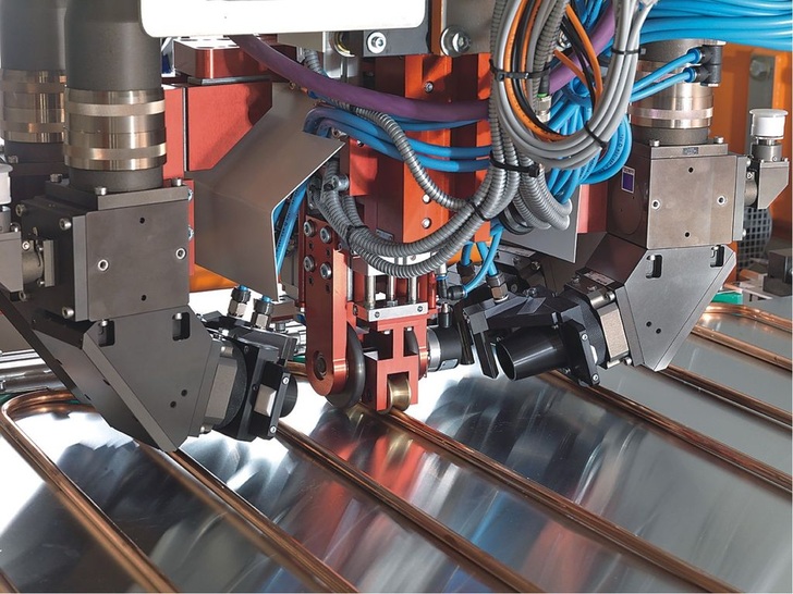 Vaillant Group: Produktion von thermischen Solarkollektoren in Nantes.