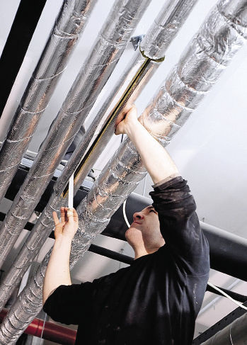 Rockwool Technical Insulation erweitert wegen gestiegener Nachfrage die Produktionskapazität für Rohrschalen-Produkte aus Steinwolle.