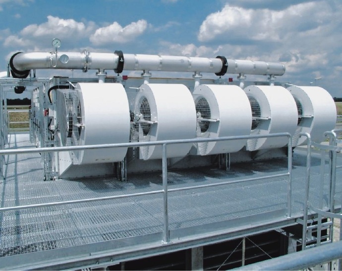 CoolEnergy: Kühltürme auf Mietbasis. Industrieunternehmen können sie gezielt bei Bedarf und entsprechenden Prozesstemperaturen einsetzen.