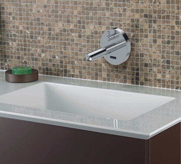 Aquis: iqua lino Wandarmatur WV10 mit Mischung.