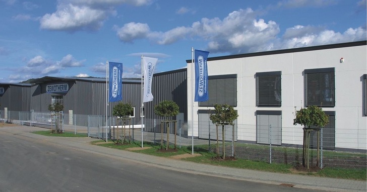 Zewotherm hat seinen Hauptsitz um- und ausgebaut und weitere Flächen für künftiges Wachstum erworben. - © Zewotherm
 Zewotherm hat seinen Hauptsitz um- und ausgebaut und weitere Flächen für künftiges Wachstum erworben.