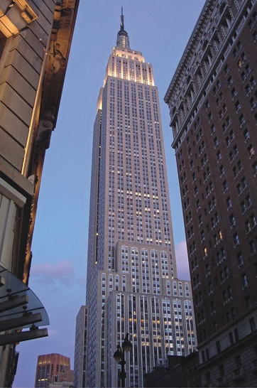 Bild 1 Viele der klassischen Wolkenkratzer in den USA, wie hier das Empire State Building, werden derzeit saniert und nach LEED zertifiziert. - © Corina Dertinger
