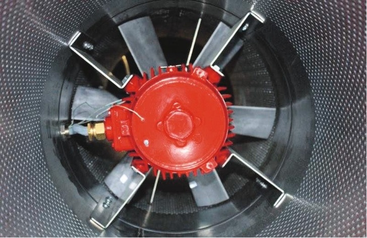 Burkhardt Projekt: Jet-Ventilator des GreenParking-Systems mit Motor der Energieeffizienzklasse IE2 (EFF1).